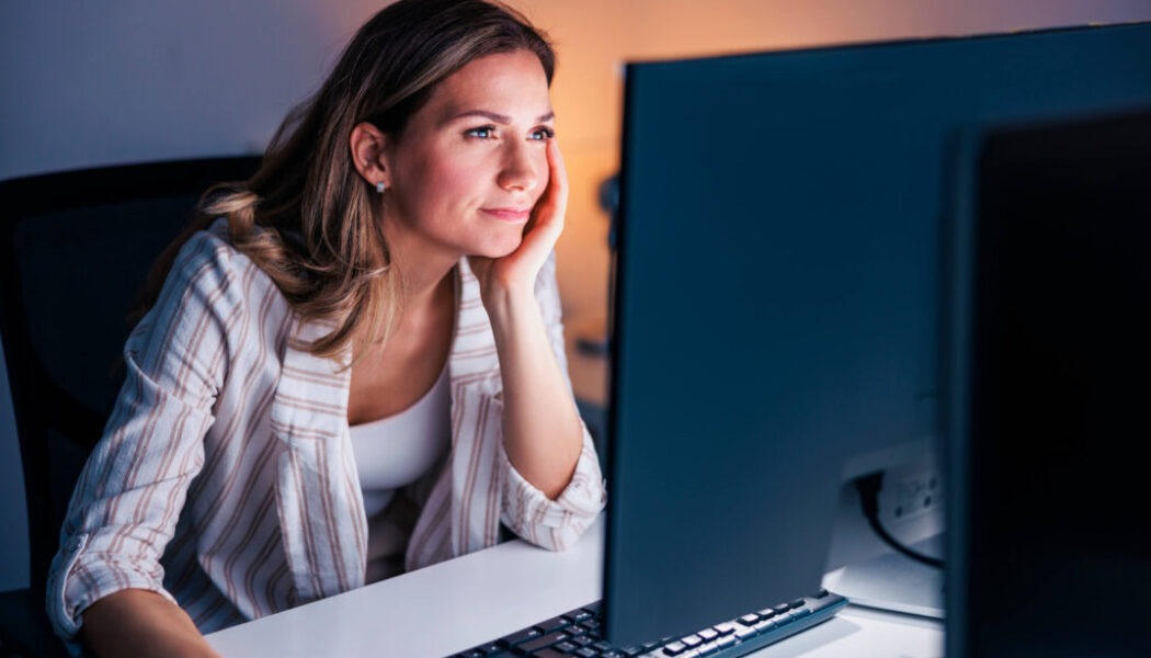 How Screen Time is Secretly Aging Your Skin